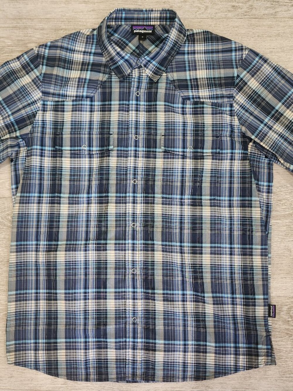 Patagonia Multicolor Plaid Short Sleeve Shirt Snap Button Outdoor Fishing Men M